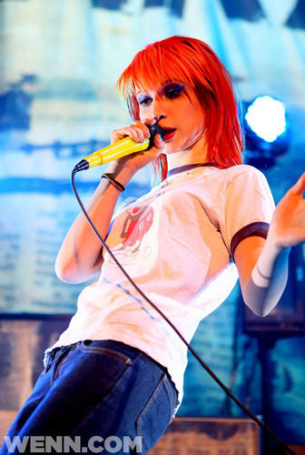 paramore-tiger-jam--large-msg-124275946919