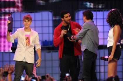 normal_101 - Selena Gomez Award Shows 2O11 June 19 MuchMusic Video Awards