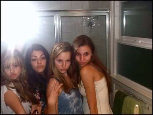 In the mirror, with Debby, Sam & Katya - x - TheyMakeMeSmile- x