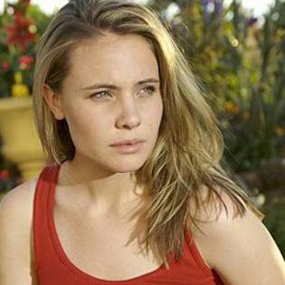 3137 - Leah Pipes