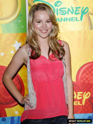 normal_bridgit-mendler-0006