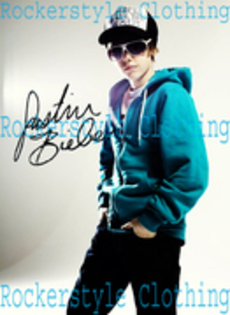 13664250_DHZONULBZ - Justin Bieber