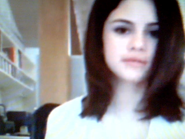 Selena Gomez Live Chat (63)