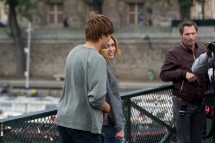 Filming LOL in Paris. xD (262)