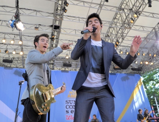 481 - Jonas Brothers