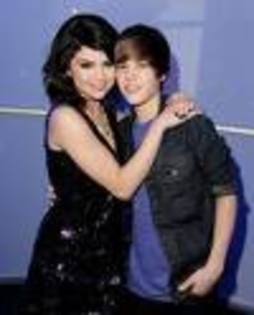 Justin Si Selena11
