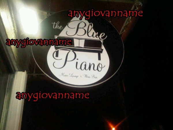 2nd stop d la noche The Blue Piano Bar