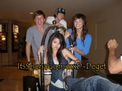 Princess Protection Program  5