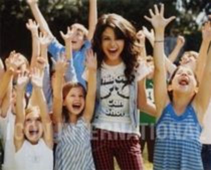 Selly Gomez is my angel (854) - Some pics with Selena