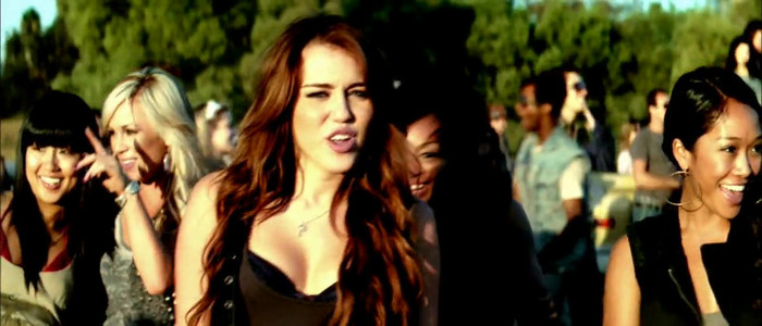 Miley Cyrus - Party In The U.S.A. 023