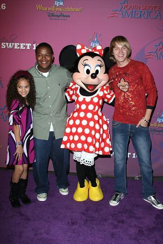 Miley Cyrus's Sweet 16 Party (4)