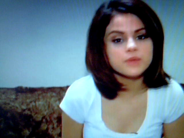 Selena Gomez Live Chat (17)