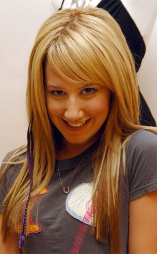 81977-3937-AshleyTisdale - ashley tisdale