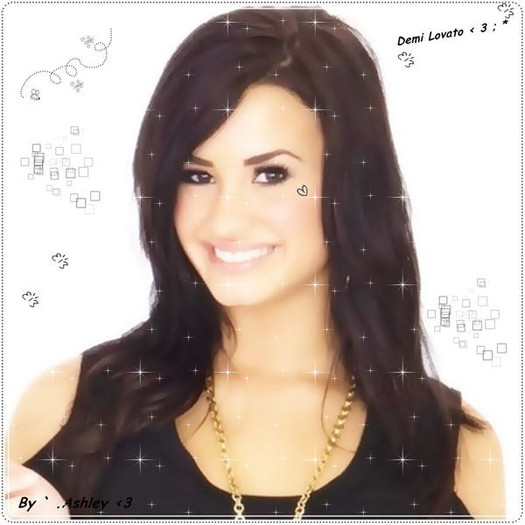 0075699741 - x -Demi Lovato