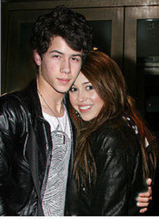 12 - Niley