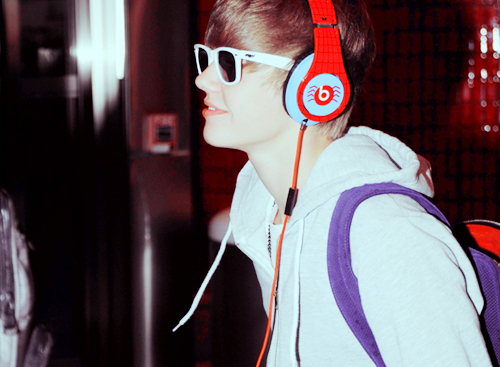 kiss ya Justin;)
