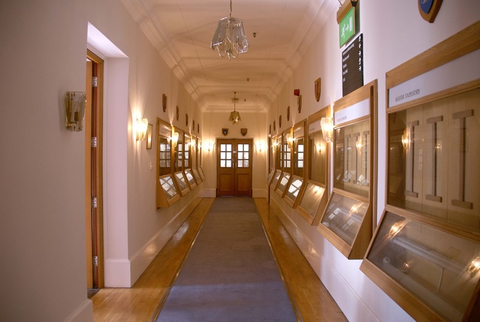 Reception corridor