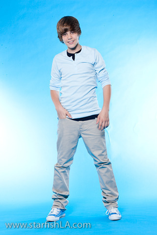 9 - x_Justin_Bieber_Photoshoot_1_x