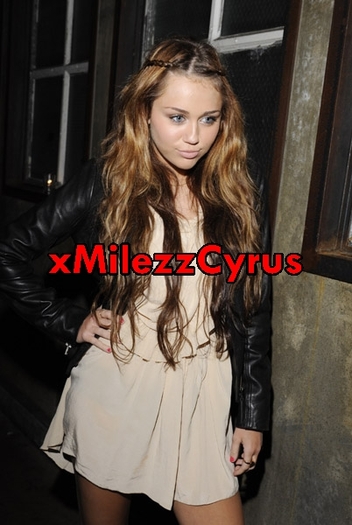 Hannah Montana Wrap Party at Hollywood (13)