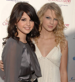 selena 30 ( she and taylor swift )