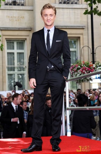 Tom Felton - xx - HP7 Part 2-London Premiere - xx