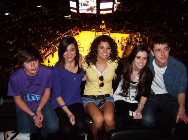 chaz & me & gracem & caitlin and mitch - at a lakers game