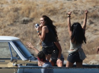 Party In The USA On Set September 12 2009 - Party In The USA On Set September 12 2009