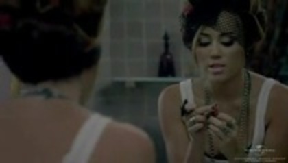 Miley Cyrus - Who Owns My Heart - Official Video (156)