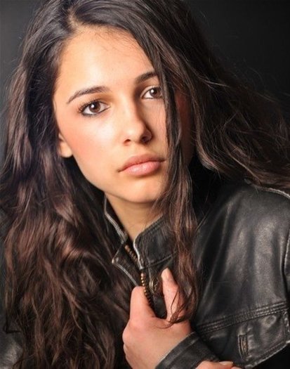 naomi scott