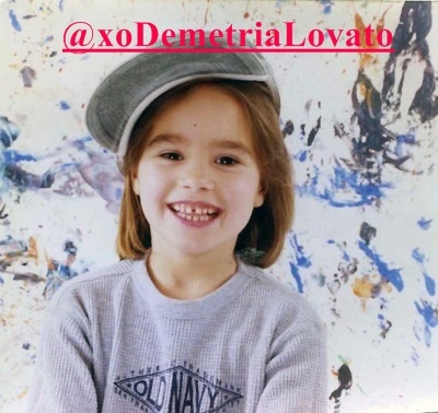 Younger_17 - l - Younger smile - l