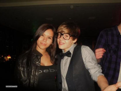 normal_justin_bieber_16th_birthday_party_(16)_