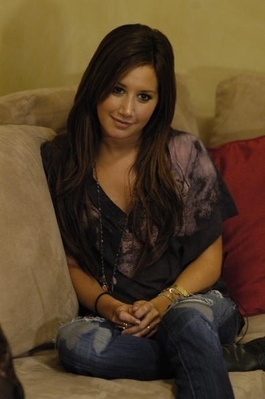 2009 - Pepsi Smash - Another Side Of Ashley Tisdale (10)