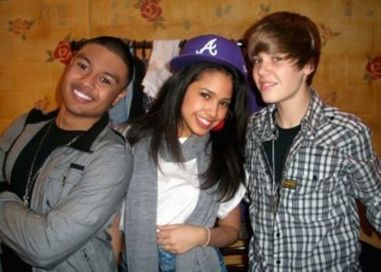 cute pic - justin and jasmine