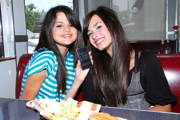 All my pictures with Selena Gomez (13)