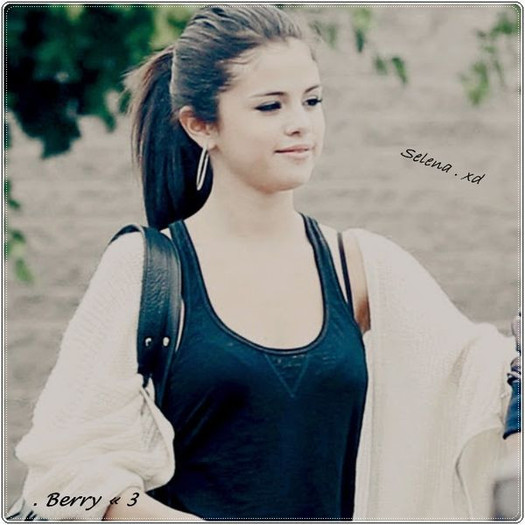 Selena (636)