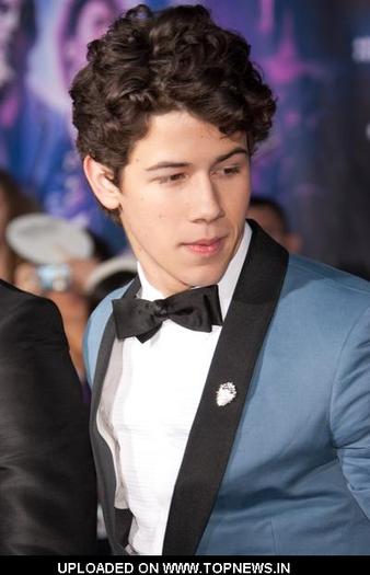 Nick-Jonas2