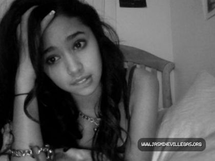 Jasmine Villegas Personal Photos (52)