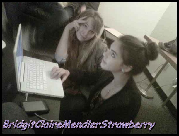 Me and Sam - Laptop :) - x_Proofs_x
