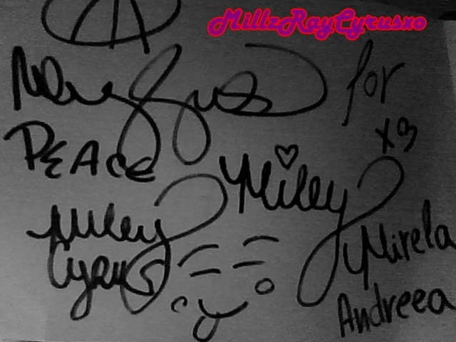 For Mirela Andreea <3 - Autographs