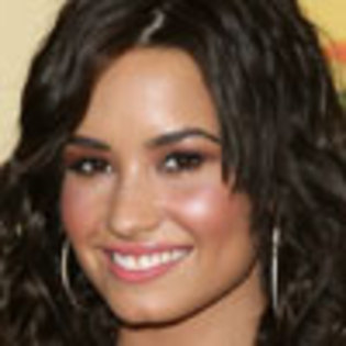 top_demilovato