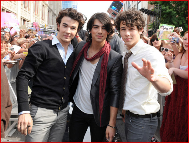 604 - Jonas Brothers