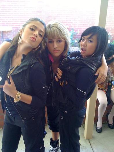 SchoolGyrls TheMovie backstage (8)