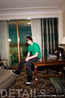 Sam-Comen-For-Detail-Magazine-new-outtakes-justin-bieber-11749445-265-399[1]