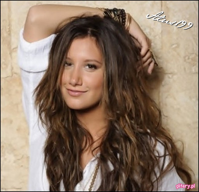 0072619049 - x Ashley Tisdale x