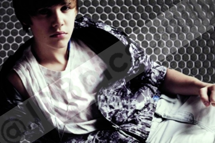 ILYSMM < - x- Happy BDay DrBieber -x