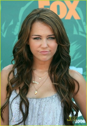 mileycyrusteenchoiceawajw3 - All pics with Miley