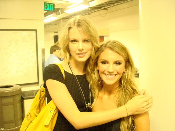 Me and Taylor Swift! She\'s sooo Sweet
