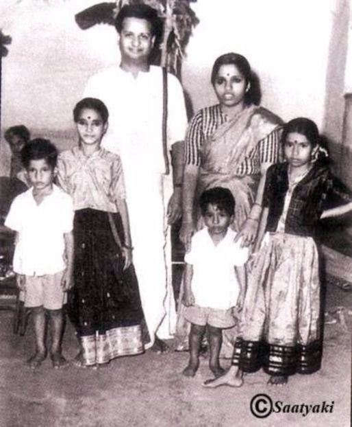 Seshendra Sharma with wife and chldren : 1962; Seshendra with Janaki , wife and chldren : 1962
