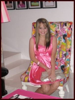 1 - Debby in Pink
