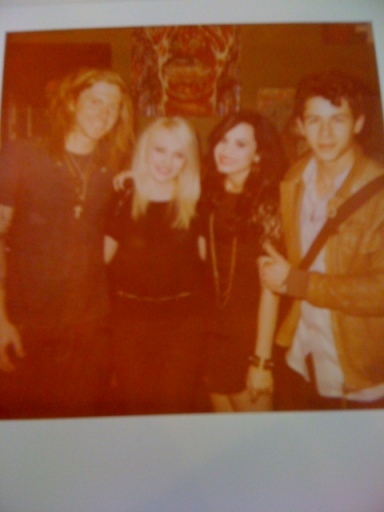 with nick - JB with Demi